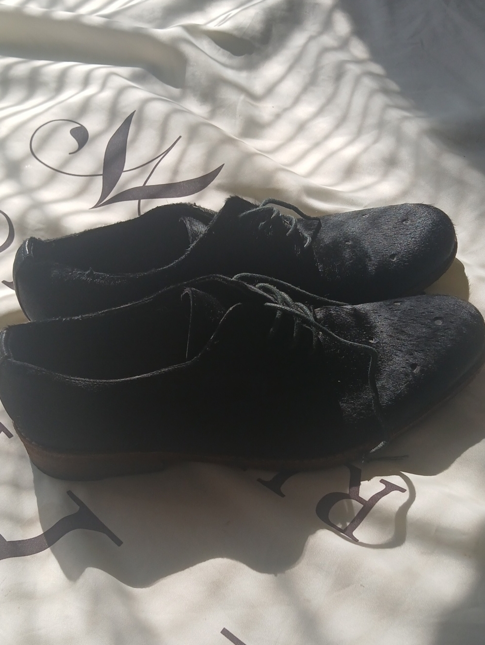 Women's Black Animal Hair Lace-Up Dress Shoes Size 9